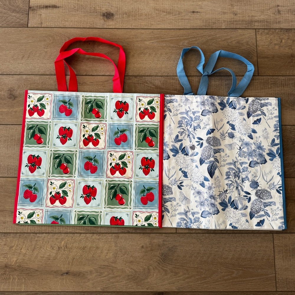 Homegoods TJMaxx Marshalls Viral Berry & Floral Print Tote Bags (Set of 2) NWOT